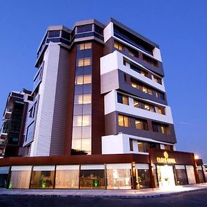 Majura Hotel Business